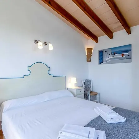 Sleeps 6 Pool Air Con Wifi * Pollença