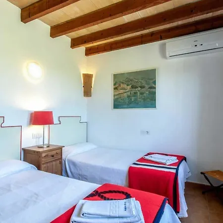 Sleeps 6 Pool Air Con Wifi * Pollença