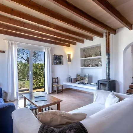 Villa Sleeps 6 Pool Air Con Wifi